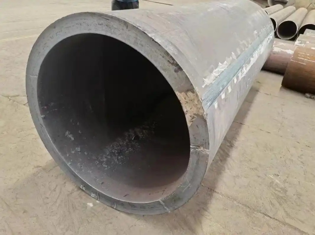 比如30CrMo大口径无缝钢管